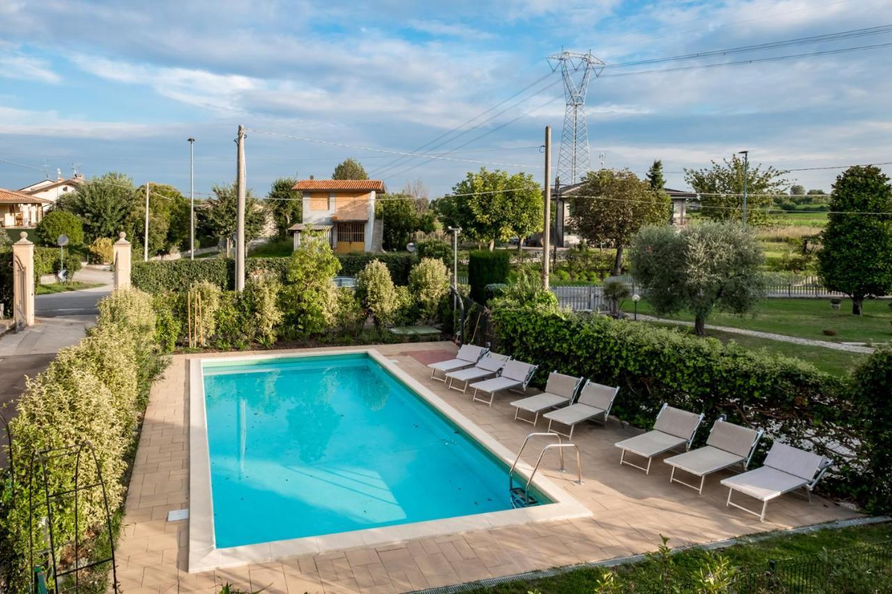 Residenza Oleandro Lejlighed Desenzano del Garda Eksteriør billede