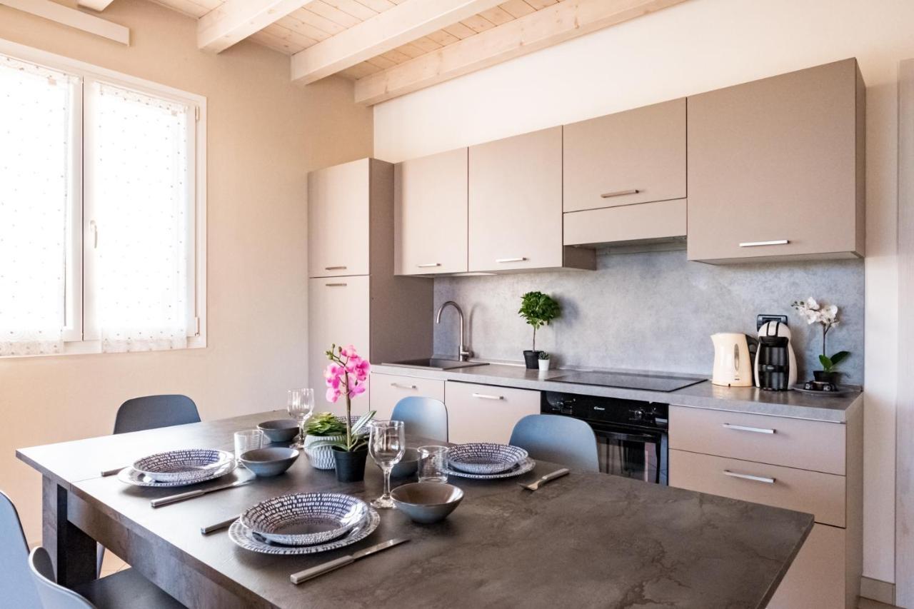 Residenza Oleandro Lejlighed Desenzano del Garda Eksteriør billede