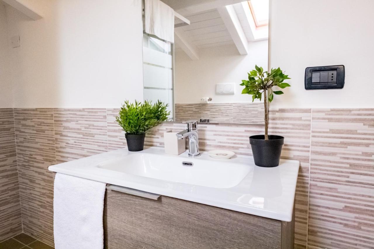 Residenza Oleandro Lejlighed Desenzano del Garda Eksteriør billede