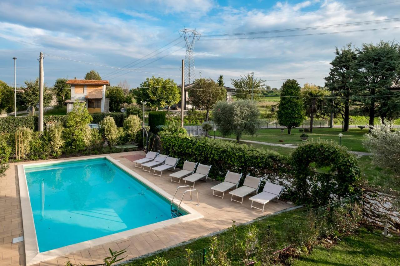 Residenza Oleandro Lejlighed Desenzano del Garda Eksteriør billede