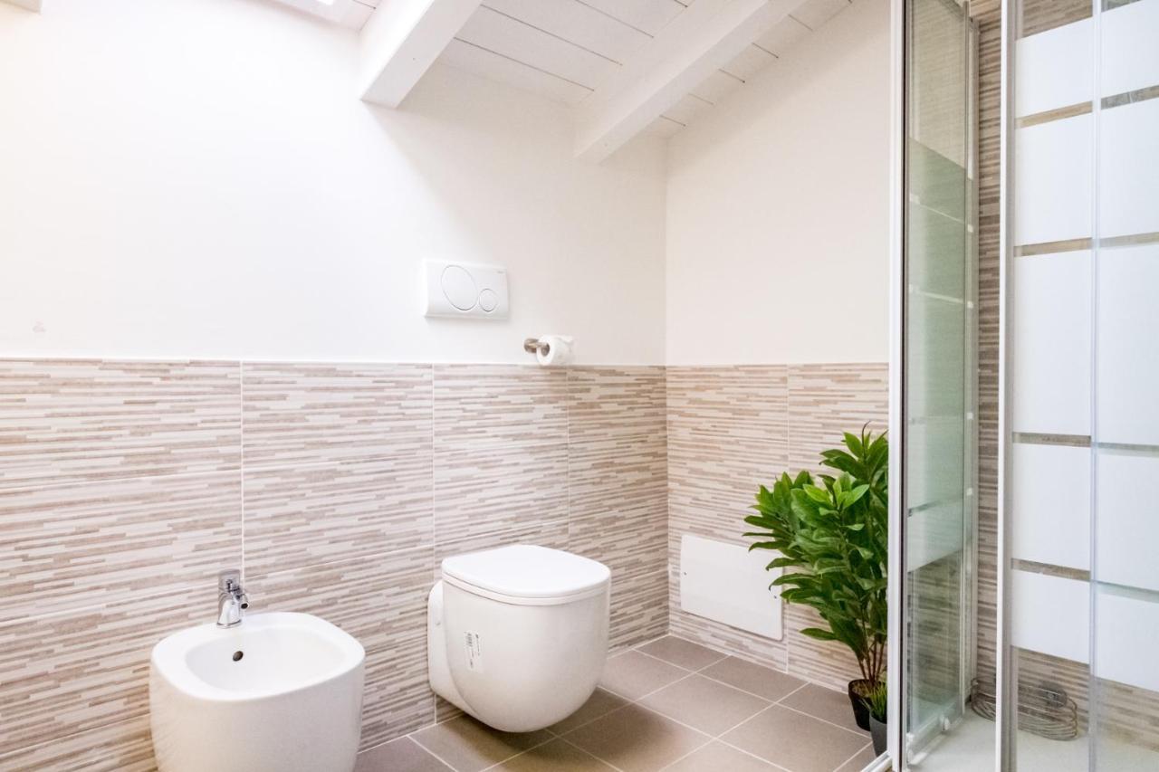 Residenza Oleandro Lejlighed Desenzano del Garda Eksteriør billede